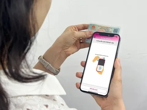 Ngân hàng phải báo cáo danh sách tài khoản 'đáng ngờ' hàng tháng