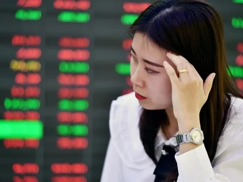 Cổ phiếu Novaland giảm sàn 'trắng bên mua' sau khi bị cắt margin