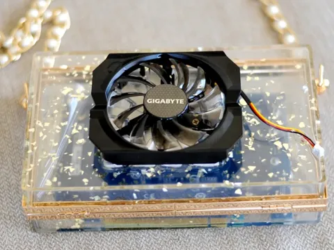 Túi xách gắn card đồ họa Nvidia bị chỉ trích vì 'ngáo giá'