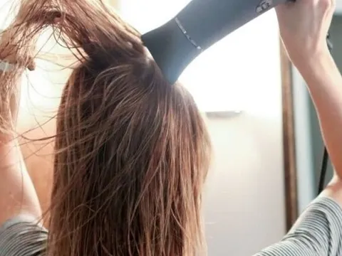 Những lỗi cần tránh khi chăm sóc tóc