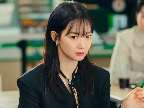 Vẻ ngoài không tuổi của Shin Min Ah