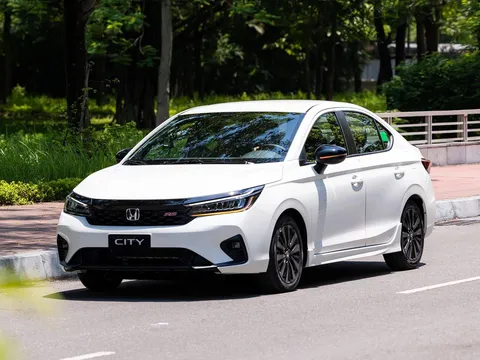Sedan hạng B giảm giá đậm cao nhất tới 120 triệu đồng: Hyundai Accent, Honda City... cùng dò đáy, có mẫu chỉ còn 435 triệu đồng